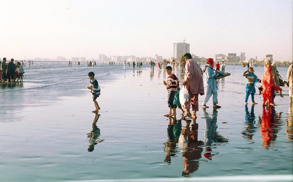 Sea View Beach Clifton Karachi - Ghoomlo.pk